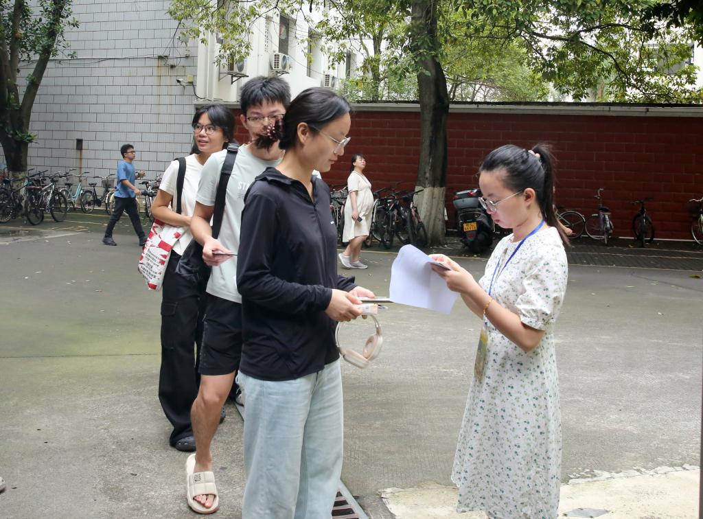 bw必威西汉姆联